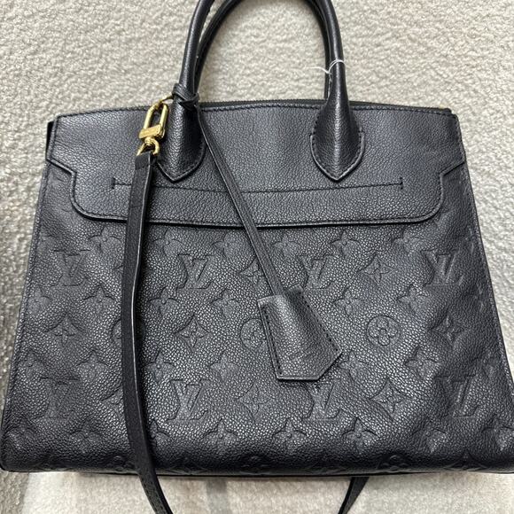 Louis Vuitton Empreinte Leather Pont Neuf MM